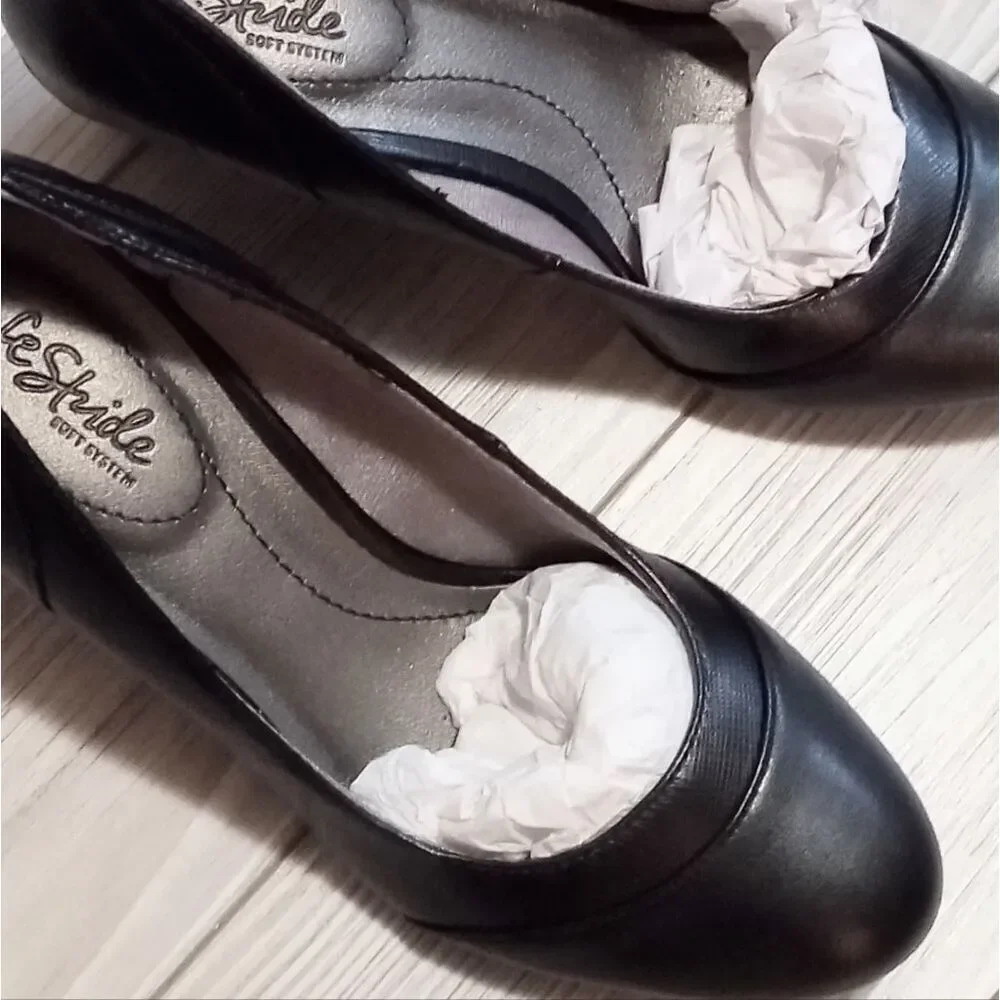 (S-4280) LifeStride Women's Dreams Wedge Pump Sz 7